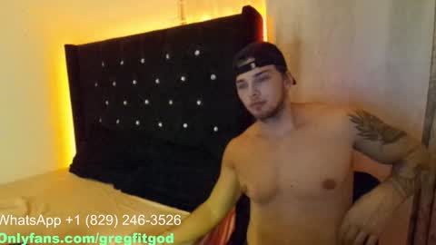Snapshot of r9dima1998 chatting on 12-25-24, 10:37 Dmitry online show from 12-25-24, 10:37