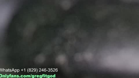 Snapshot of r9dima1998 chatting on 01-17-25, 06:15 Dmitry online show from 01-17-25, 06:15