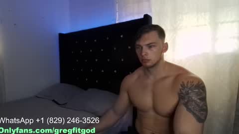 Snapshot of r9dima1998 chatting on 03-09-25, 09:25 Dmitry online show from 03-09-25, 09:25