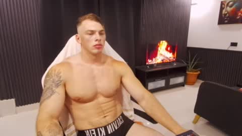 Snapshot of r9dima1998 chatting on 05-27-26, 12:29 Dmitry online show from 05-27-26, 12:29