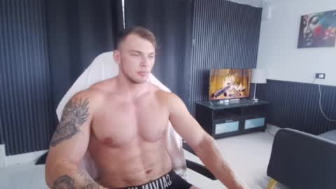 Snapshot of r9dima1998 chatting on 06-05-26, 07:19 Dmitry online show from 06-05-26, 07:19