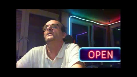 Snapshot of r_2d2_ chatting on 02-28-25, 10:39 dj mike online show from 02-28-25, 10:39