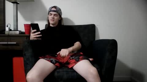 r_monkey583 online show from 10-24-25, 02:57