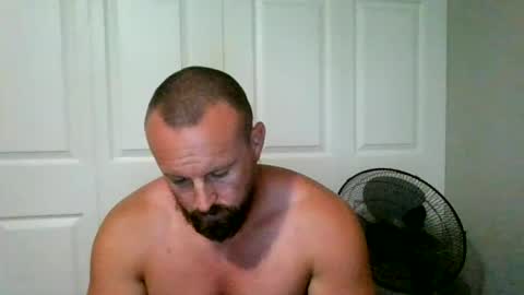 r_shackleford15 online show from 07-05-26, 05:09