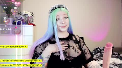 Snapshot of raaaaaaawr chatting on 02-01-25, 05:05 - online show from 02-01-25, 05:05