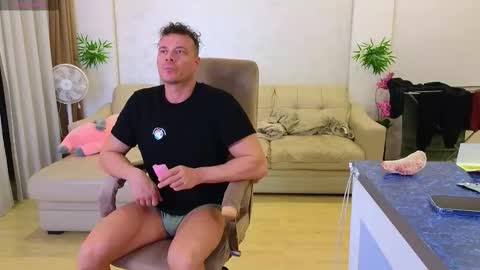 Jess  John online show from 01-14-26, 06:35
