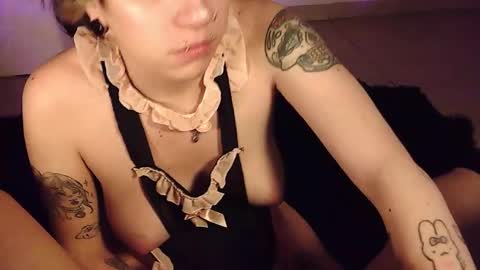 Rabbit Snake online show from 11-25-25, 12:54