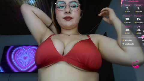 Snapshot of racchell_g22 chatting on 05-07-26, 08:25 Racchell g22 online show from 05-07-26, 08:25