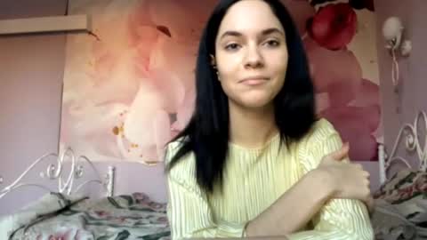 Snapshot of rachaltalib chatting on 11-11-25, 11:54 Ari online show from 11-11-25, 11:54