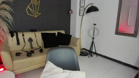 Snapshot of rachel_es chatting on 07-12-26, 06:37 RACHEL ES online show from 07-12-26, 06:37