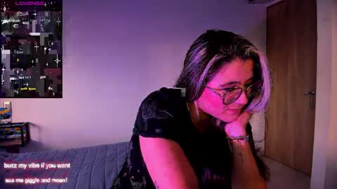 Snapshot of rachel_fo chatting on 12-26-24, 10:09 Rachel Foss online show from 12-26-24, 10:09