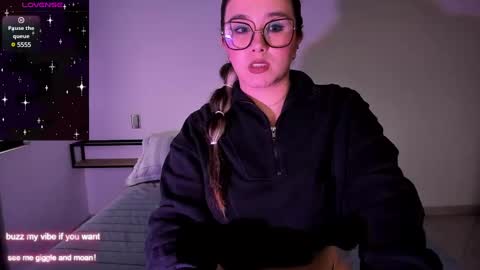 Snapshot of rachel_fo chatting on 02-11-25, 09:03 Rachel Foss online show from 02-11-25, 09:03