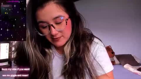 Snapshot of rachel_fo chatting on 11-25-25, 07:14 Rachel Foss online show from 11-25-25, 07:14