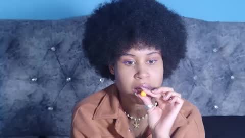 RachelAnn online show from 10-28-25, 02:15