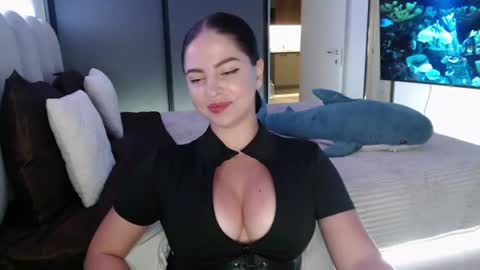 Call me Miss. online show from 07-20-26, 10:23