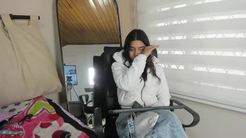 Snapshot of rachell_criss chatting on 02-09-25, 01:46 Rachell online show from 02-09-25, 01:46