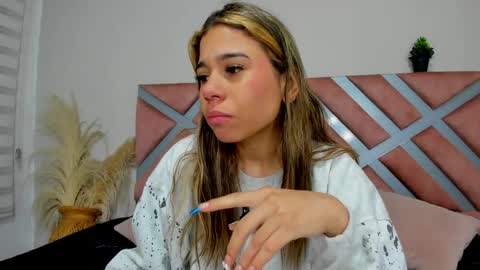 Rachell online show from 06-06-26, 04:39