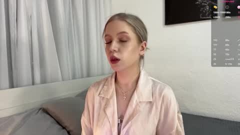 Snapshot of rachellegentile chatting on 03-02-26, 07:10 Alice online show from 03-02-26, 07:10