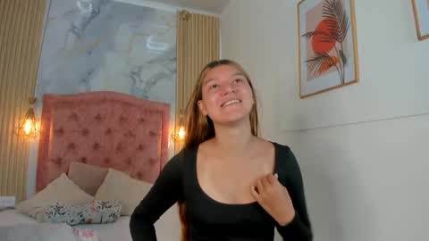 Snapshot of rachellesc chatting on 03-10-26, 11:37 rachellesc online show from 03-10-26, 11:37