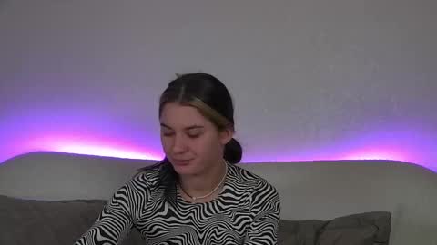 RachellSimpson online show from 03-12-25, 06:33