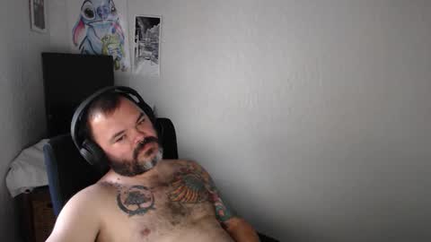 Snapshot of racx_87 chatting on 03-09-26, 08:40 racx_87 online show from 03-09-26, 08:40