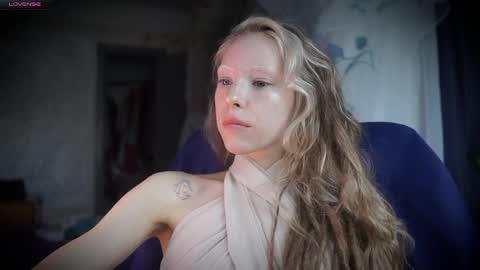 Snapshot of radiant_ada chatting on 04-29-26, 12:20 ada online show from 04-29-26, 12:20