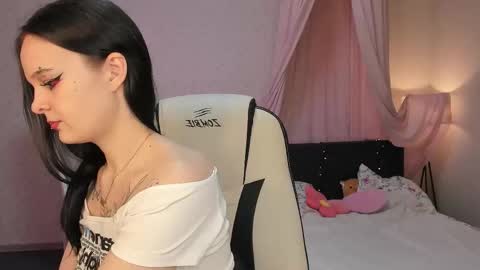 Cassie online show from 10-13-25, 11:10