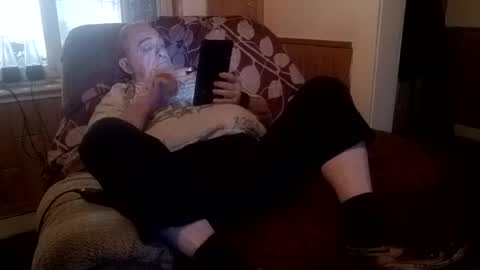 Snapshot of radiomantim chatting on 02-15-26, 05:09 Radioman for fun online show from 02-15-26, 05:09