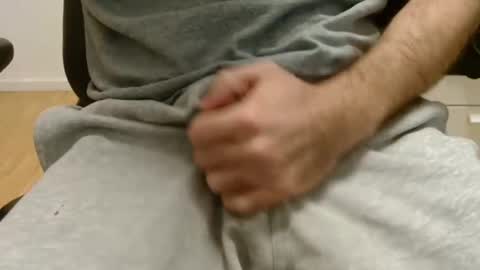 Snapshot of radrix chatting on 01-08-25, 10:04 radrix online show from 01-08-25, 10:04