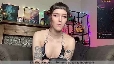 Snapshot of rae_moon chatting on 02-17-26, 05:52 Rae online show from 02-17-26, 05:52