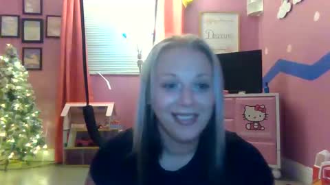 raebabie123 online show from 12-22-24, 12:07