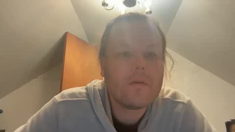 Snapshot of raeganv chatting on 02-14-26, 11:07 raeganv online show from 02-14-26, 11:07