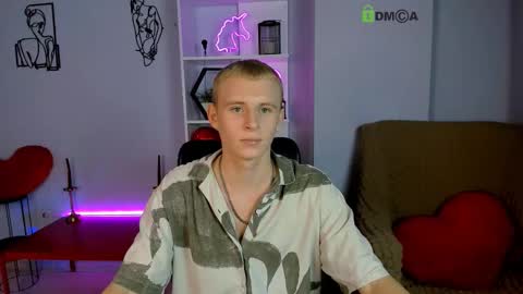 Snapshot of rafael_bien chatting on 11-29-25, 02:31 rafael online show from 11-29-25, 02:31