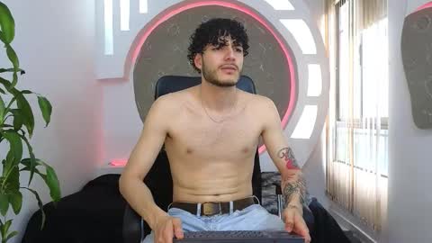 R A F A E L online show from 10-04-25, 09:35