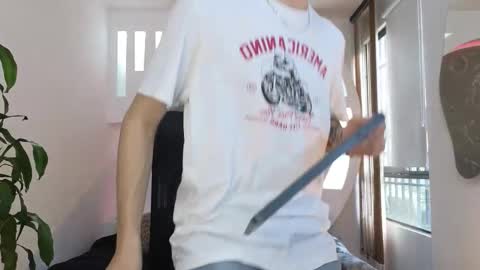 R A F A E L online show from 10-10-25, 09:47