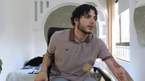 R A F A E L online show from 11-01-25, 07:27