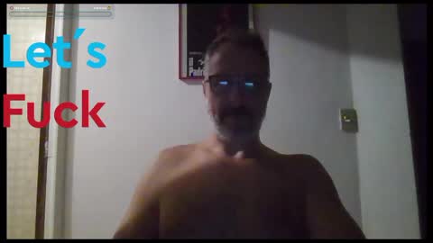 Snapshot of rafaelsel chatting on 03-18-26, 04:15 Big Uncle Jungle online show from 03-18-26, 04:15
