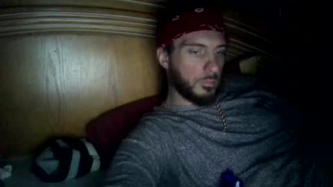 Snapshot of raidersman757 chatting on 11-07-25, 09:04 hitman online show from 11-07-25, 09:04