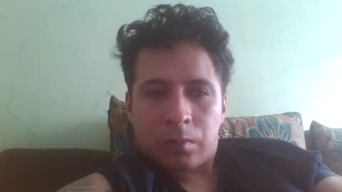 Snapshot of raiiaan_torricely chatting on 12-15-25, 01:48 Rayan online show from 12-15-25, 01:48