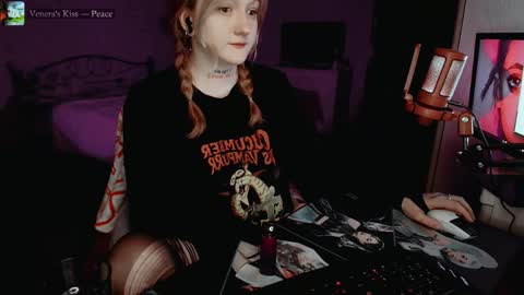 Snapshot of raiingurl chatting on 06-05-26, 10:48 Kate online show from 06-05-26, 10:48