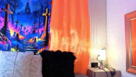  Welcome to my room  online show from 10-10-25, 07:24