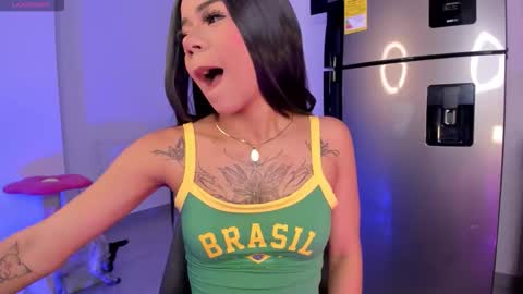  Welcome to my room  online show from 12-21-25, 01:24