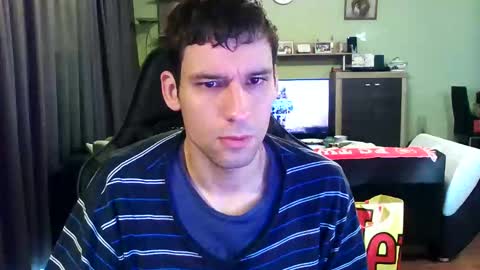 Snapshot of raimondo32 chatting on 01-13-25, 10:03 Raimondo te Paste online show from 01-13-25, 10:03