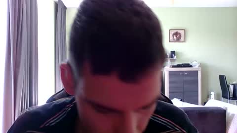 Snapshot of raimondo32 chatting on 09-19-25, 12:06 Raimondo te Paste online show from 09-19-25, 12:06