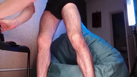 Snapshot of rainbow_farmer_james chatting on 12-20-24, 04:46 Rainbow James online show from 12-20-24, 04:46