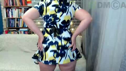 Snapshot of rainbowladyy chatting on 12-23-25, 02:53 rainbowladyy online show from 12-23-25, 02:53