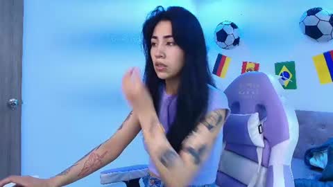 Rainy  online show from 07-18-26, 11:47