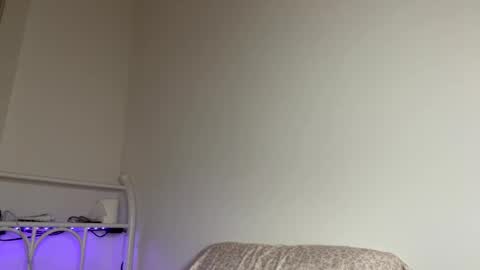 Ray Ray online show from 01-16-25, 03:56