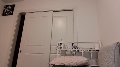 Ray Ray online show from 01-08-26, 05:10