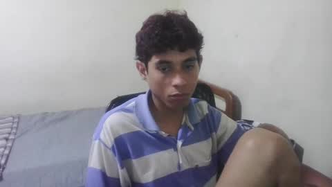 Snapshot of rami_hot0 chatting on 05-09-26, 08:58 rami_hot0 online show from 05-09-26, 08:58
